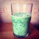 Spinach, Banana and Kiwi Smoothie